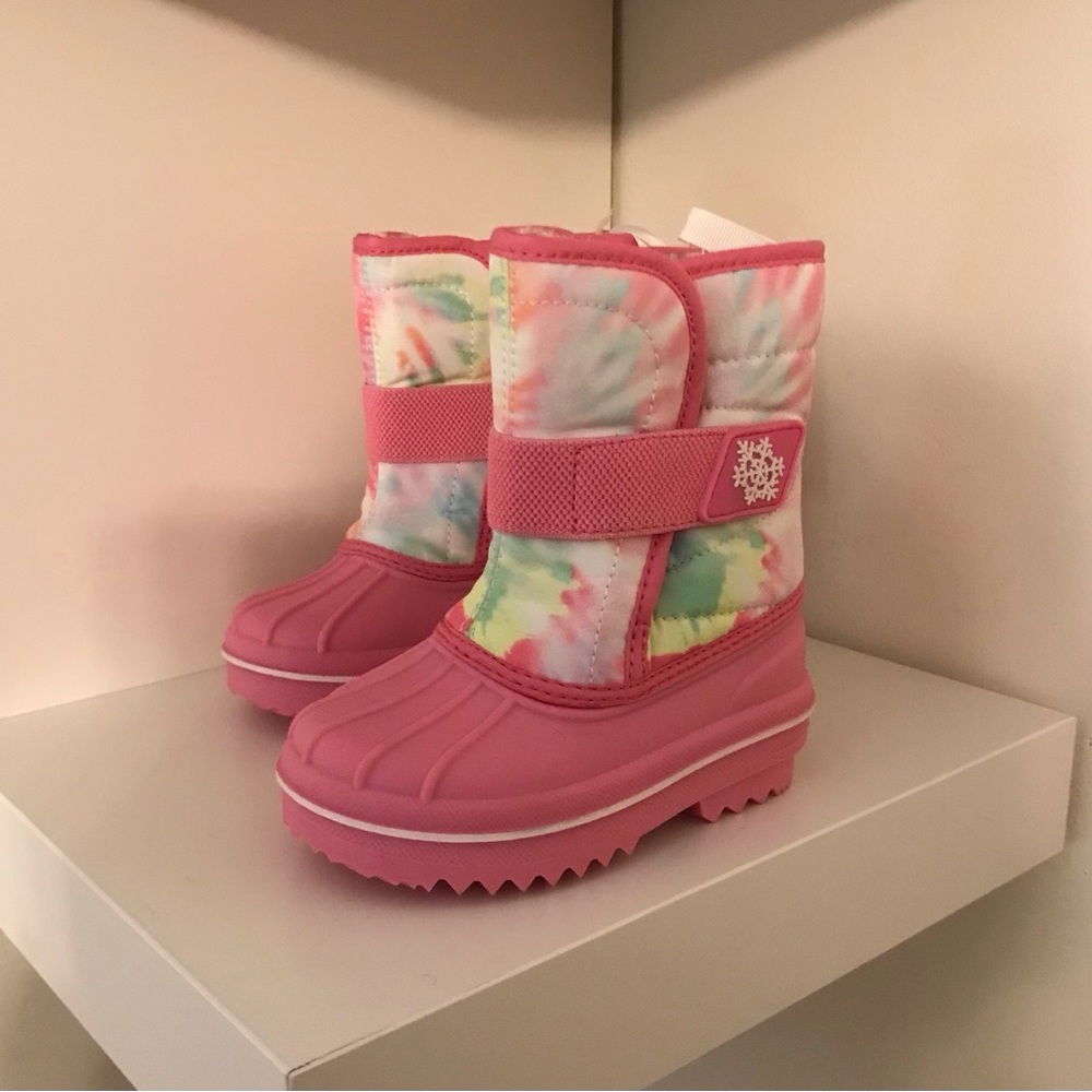 NWT The Children’s Place Tie-Dye Snow/ Rain Boots